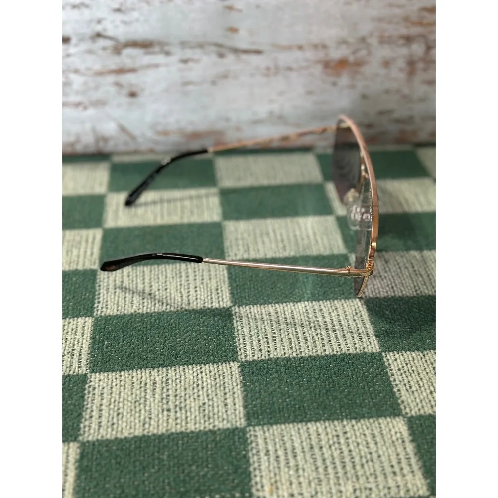 Quay High Key Aviator Sunglasses in Gold